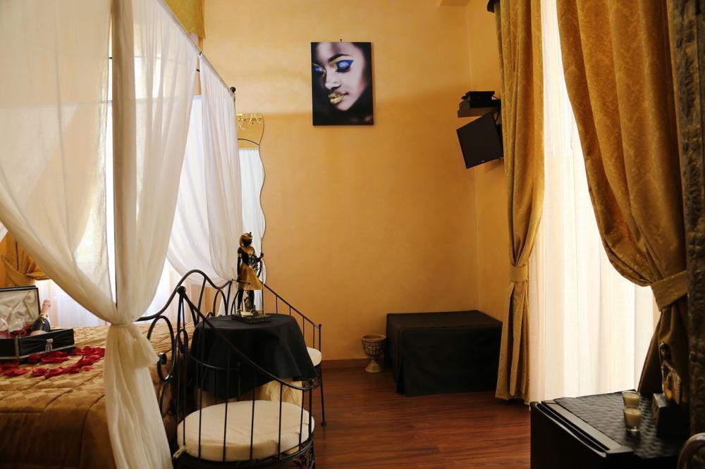 Holidays Rooms Rome Buitenkant foto