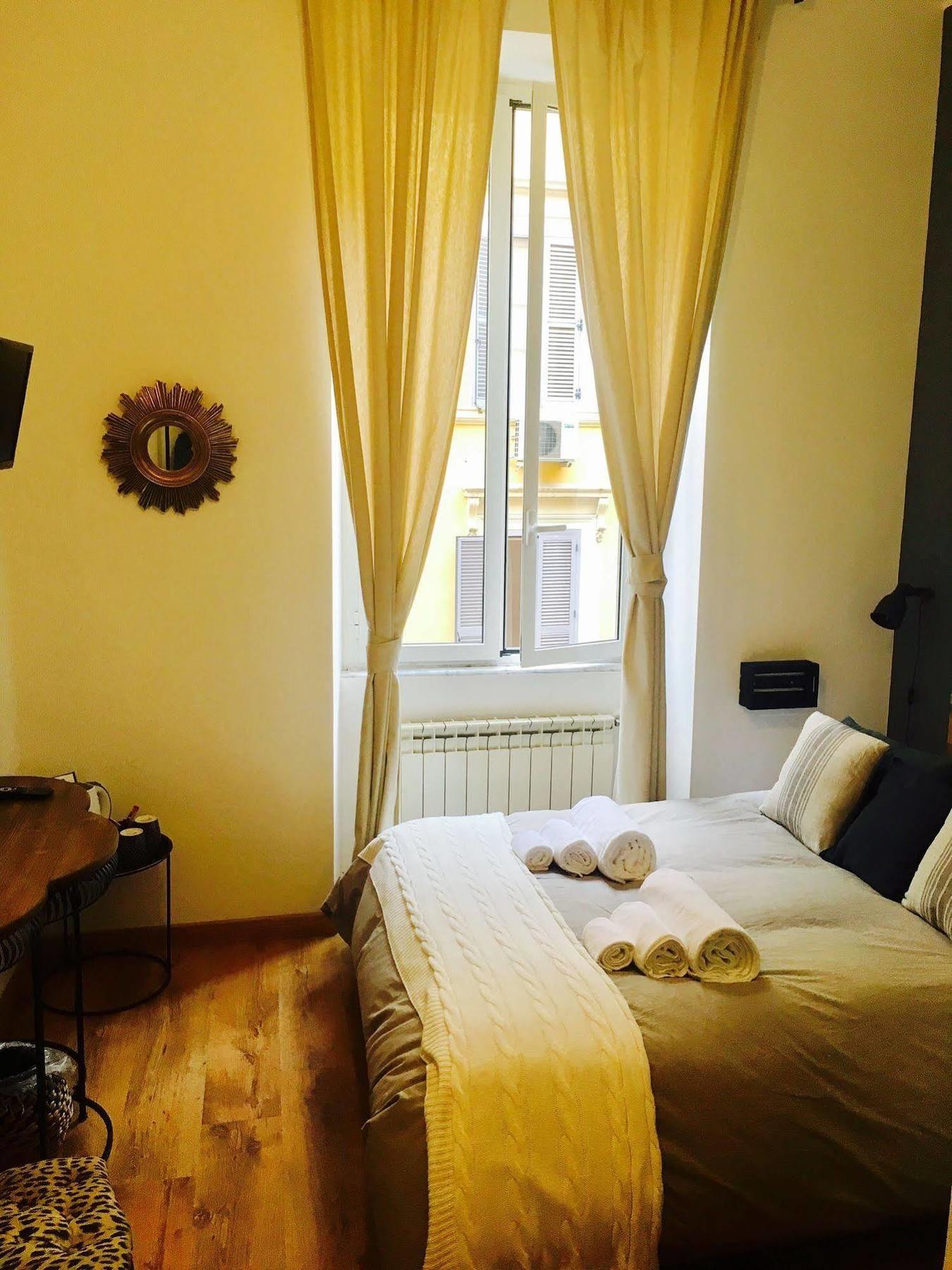 Holidays Rooms Rome Buitenkant foto